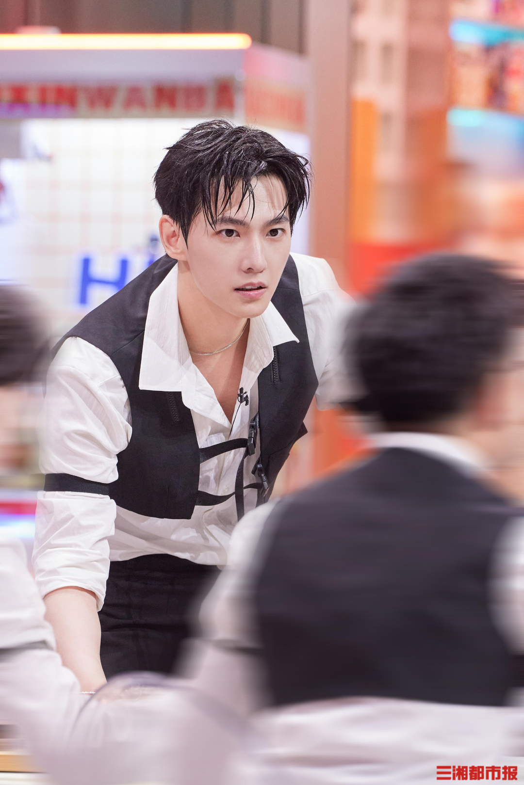 杨洋王楚然来做客默契猜词甜蜜撒糖丁程鑫挑战高难度过杆翻惊呆众人