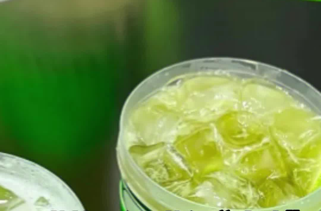 一杯饮料一半冰？中消协：冰块数量应由消费者决定