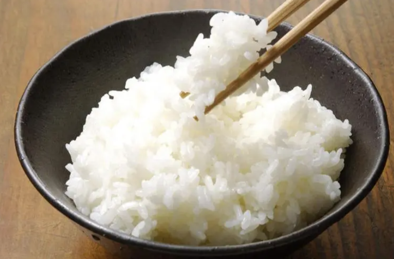 米饭放凉吃更低糖，这些效果你想得到吗