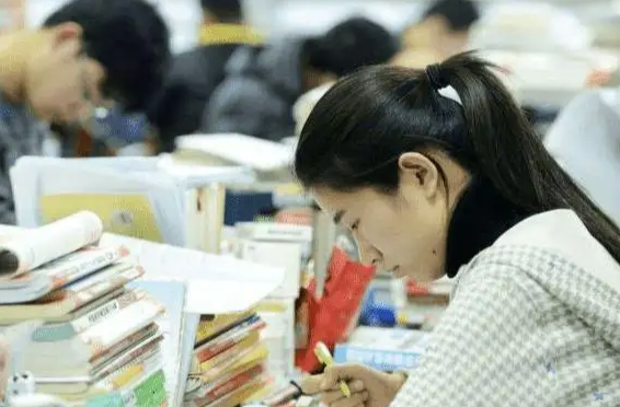 11.3万人参考！湖南省2024年高等教育自学考试结束