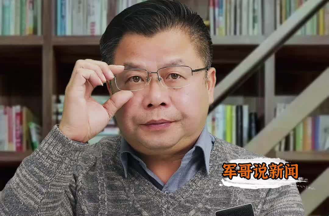 军哥说新闻｜丧子虎鲸“悲恸之旅”，这也是人类的悲剧