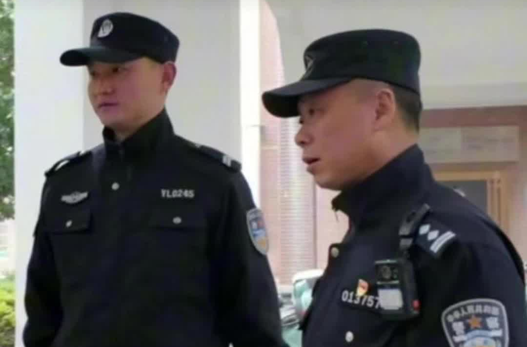 民警的别样“年味”，用脚步守护校园平安