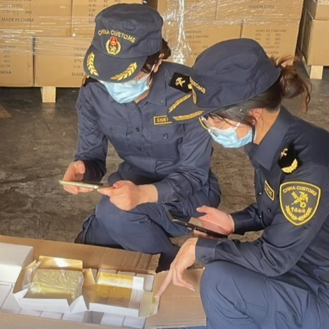 广州海关查获伪瞒报出口金箔，共计2万张、重242克