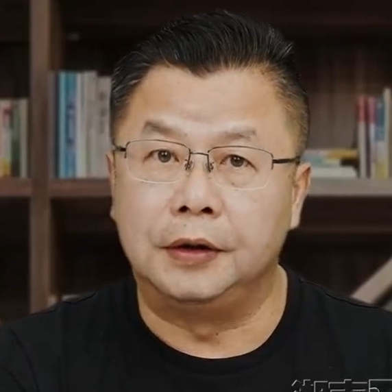军哥说新闻｜金湘军辞去省长职务，为何不是“撤职”
