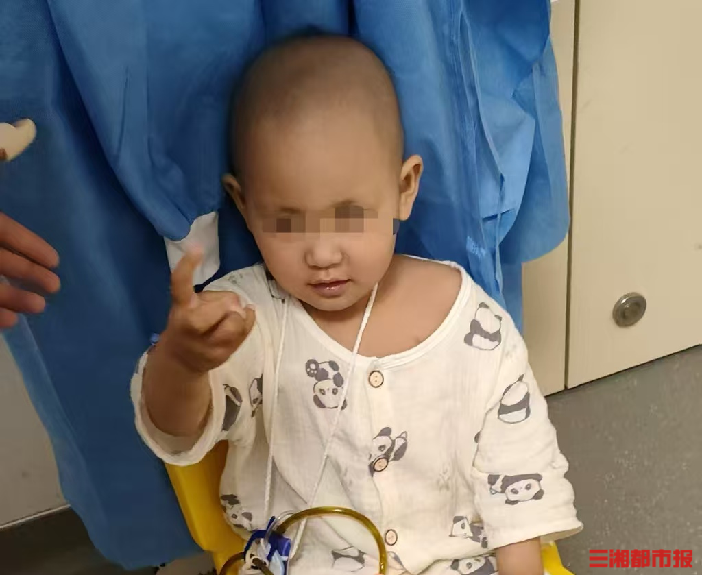伤残爸爸割肝救女，3岁爱女重生！父女俩今日出院了，收获众多温暖关爱 