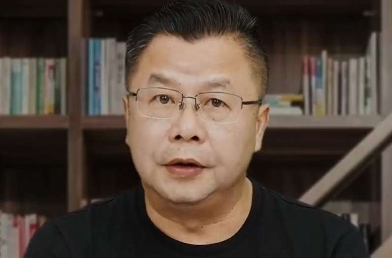 军哥说新闻｜背叛技术报国初心，芯片狂人被判死缓