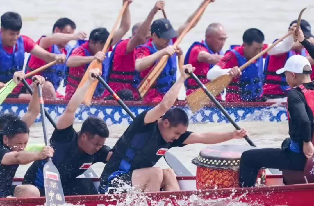 湖南旅发大会来了丨24支中外龙舟队竞渡“龙舟故里”！2025中国汨罗江国际龙舟邀请赛今日开赛