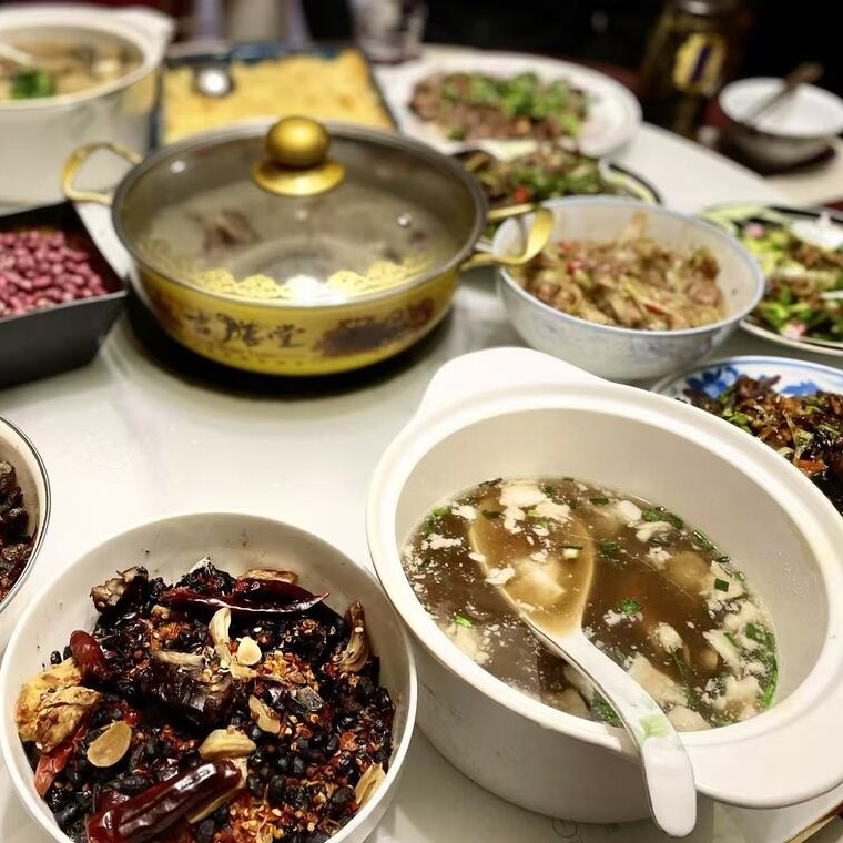中高考在即，营养专家：考前怎么吃有讲究