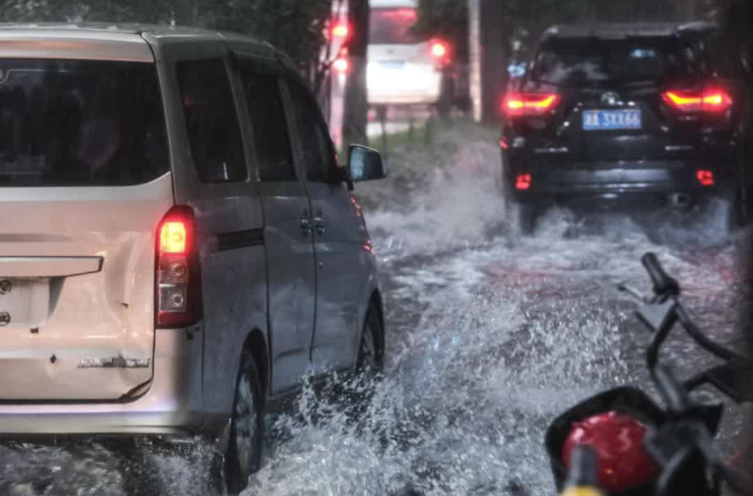 今起强降雨开始持续到25日，湖南发布橙色汛情提醒