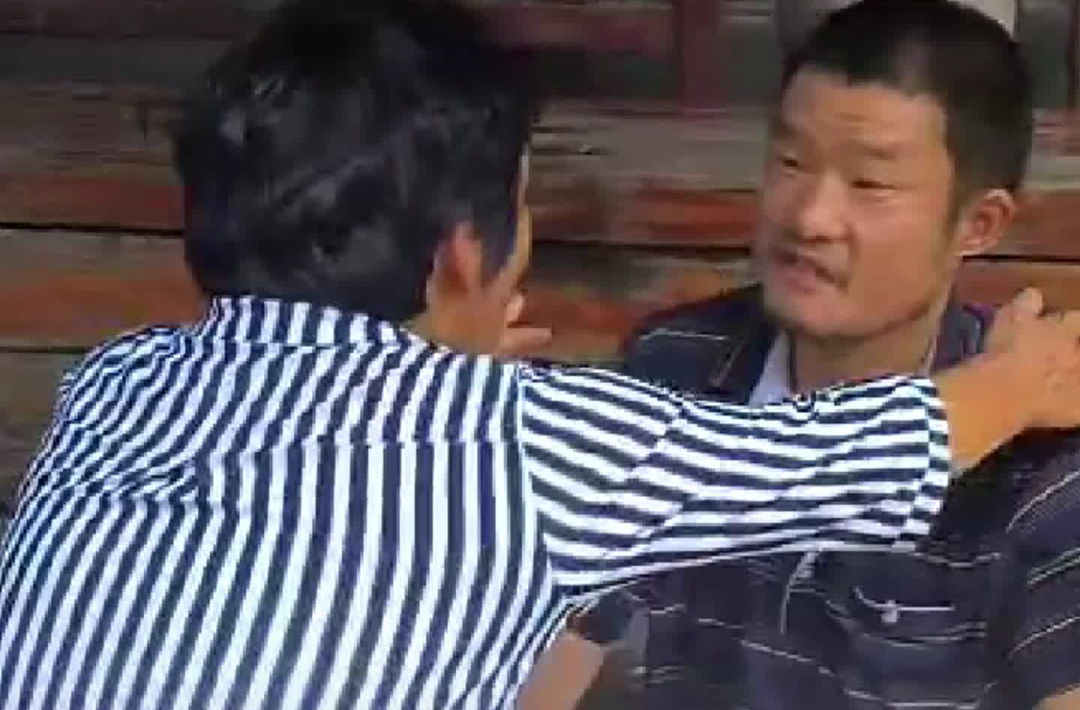 走失18年！江西聋哑男子在长沙与母亲再次相拥