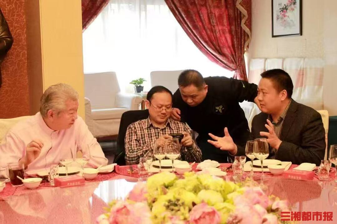 潇潇聊美食｜大吃一场悄然离去，别让这个世界玩我