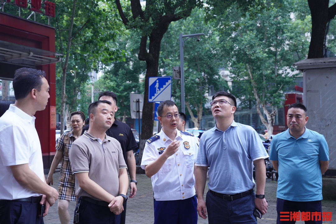 婁星區(qū)委副書記、區(qū)長劉志剛批示柳青消防站建設(shè)