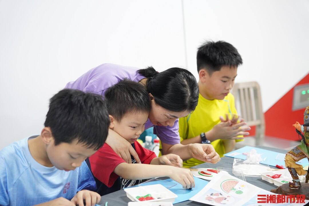 图集｜非遗课堂开进长沙地铁