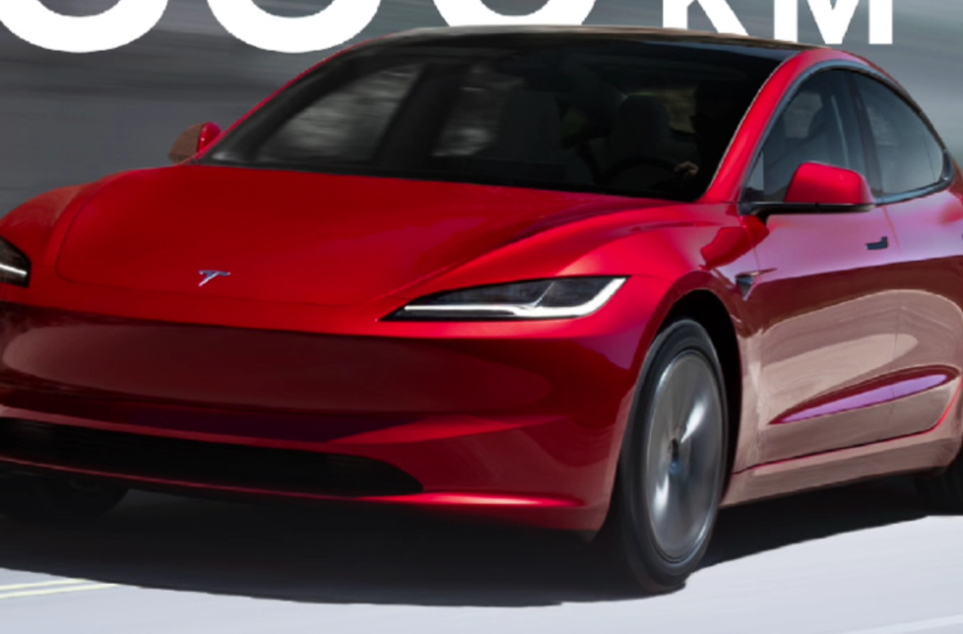 特斯拉续航830公里的Model 3开卖，5.2秒百公里加速，售价26.95万元起
