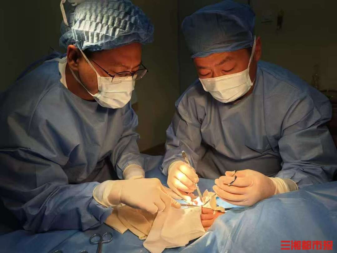 非常湘遇｜中国医师节到了，我们在异国他乡过节