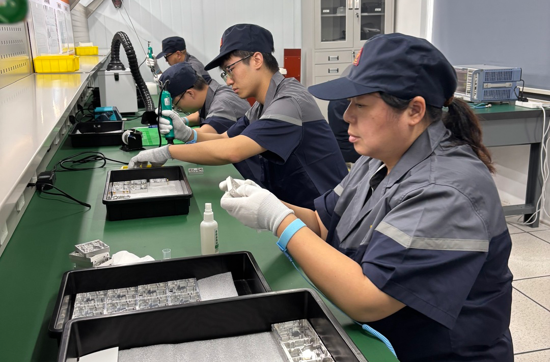 北斗峰会来了|全国超半高铁在用!湘企硬核技术破解“信号难题”