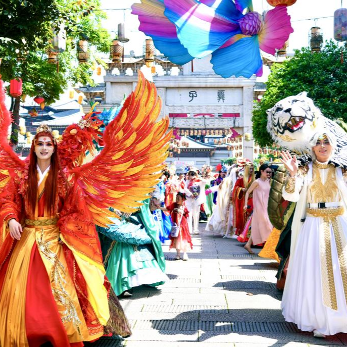 百余场演艺嗨翻双节！铜官窑国风乐园成湖南版“万岁山”