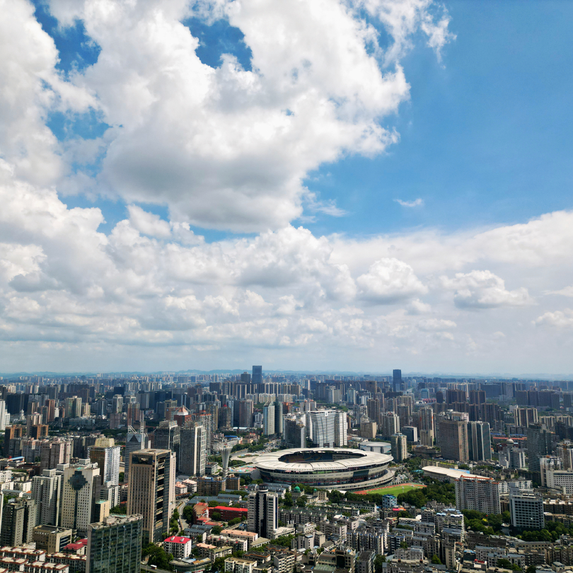 未来三天湖南阴雨维持，最高气温将回升至34℃