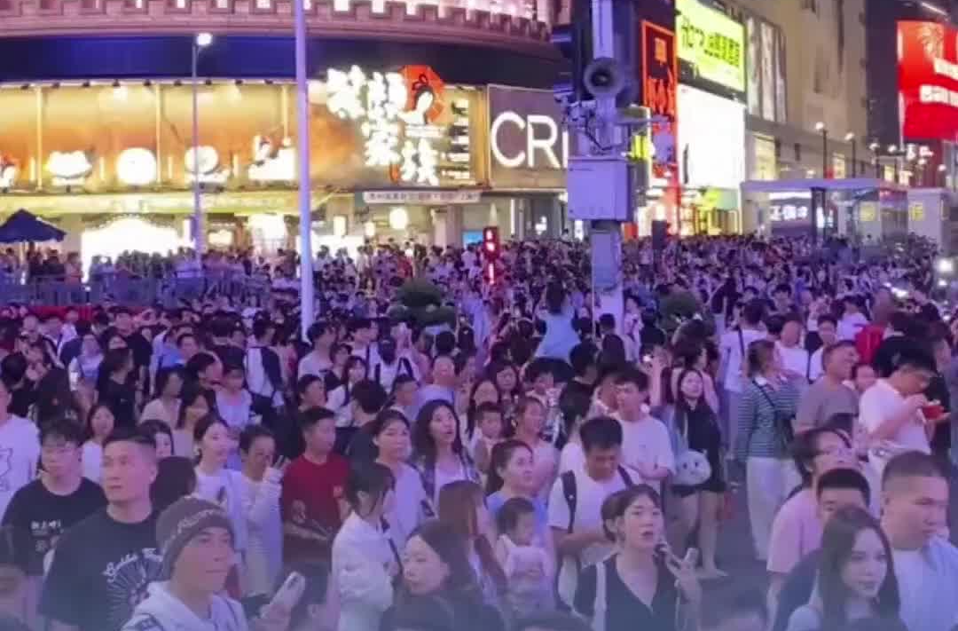 国庆假期第四天,湖南客流1587.52万人次|嗨Fun十一