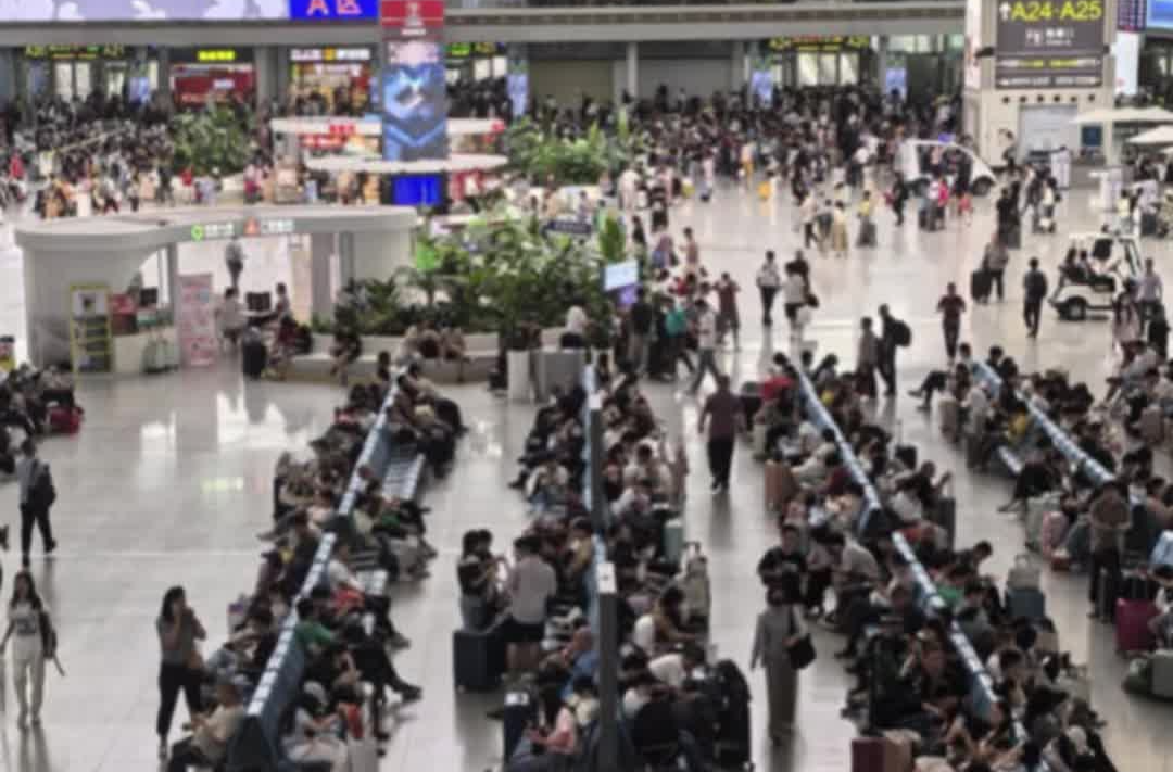 受台风“麦德姆”影响，广铁部分列车调整运行区段或停运