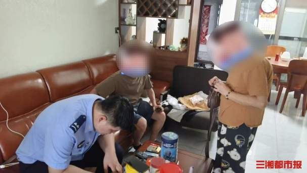 老人遇“自动扣费”诈骗，民警火速上门止损