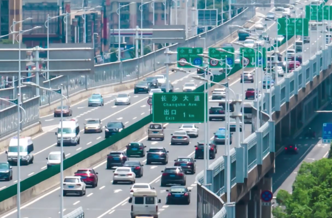 长沙驾驶员请注意，高架、环线常规交通管控时间有调整