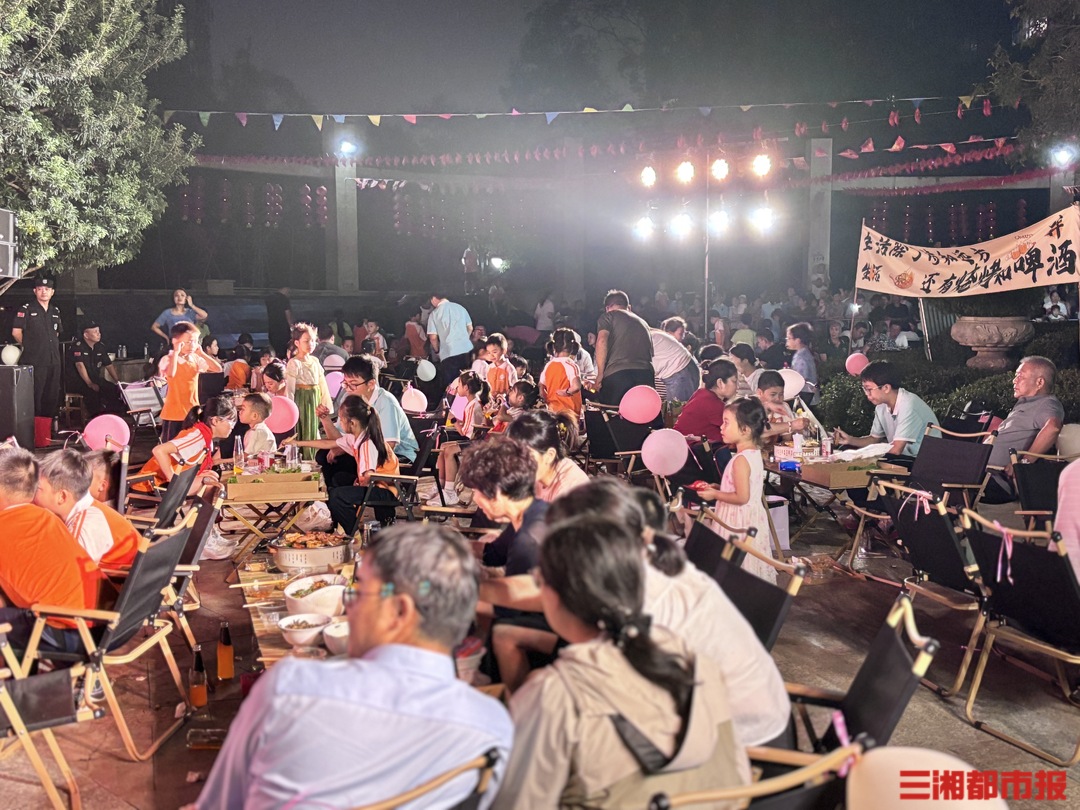 小区连续三年举办邻里节，烧烤音乐会“烤”热邻里情