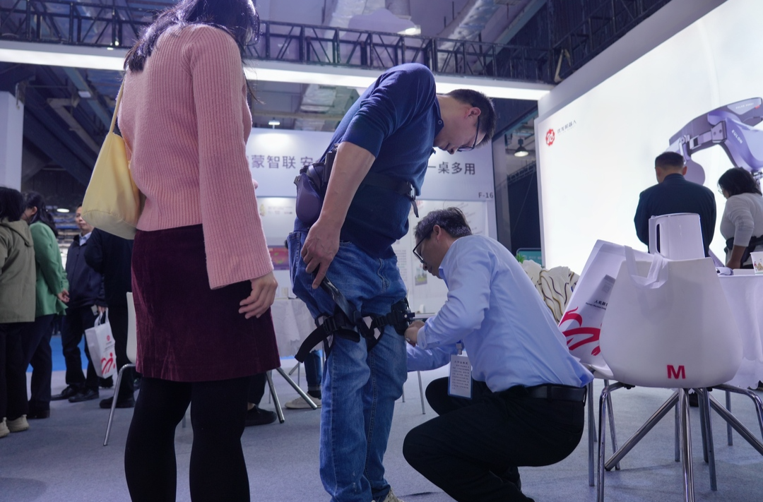 老人好物+趣味体验，一站式解锁丨“银”博会来了