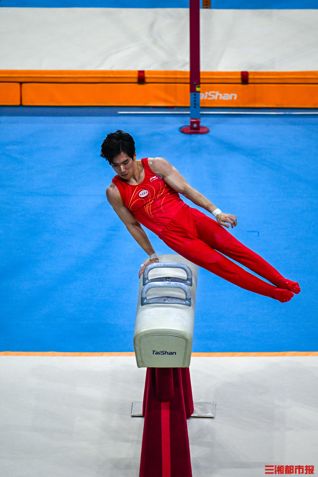 “比赛才刚刚开始”，张博恒领衔湖南体操男团摘银