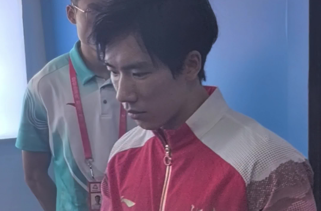 11月17日晚，张博恒将出战男子跳马、双杠、单杠等单项比赛