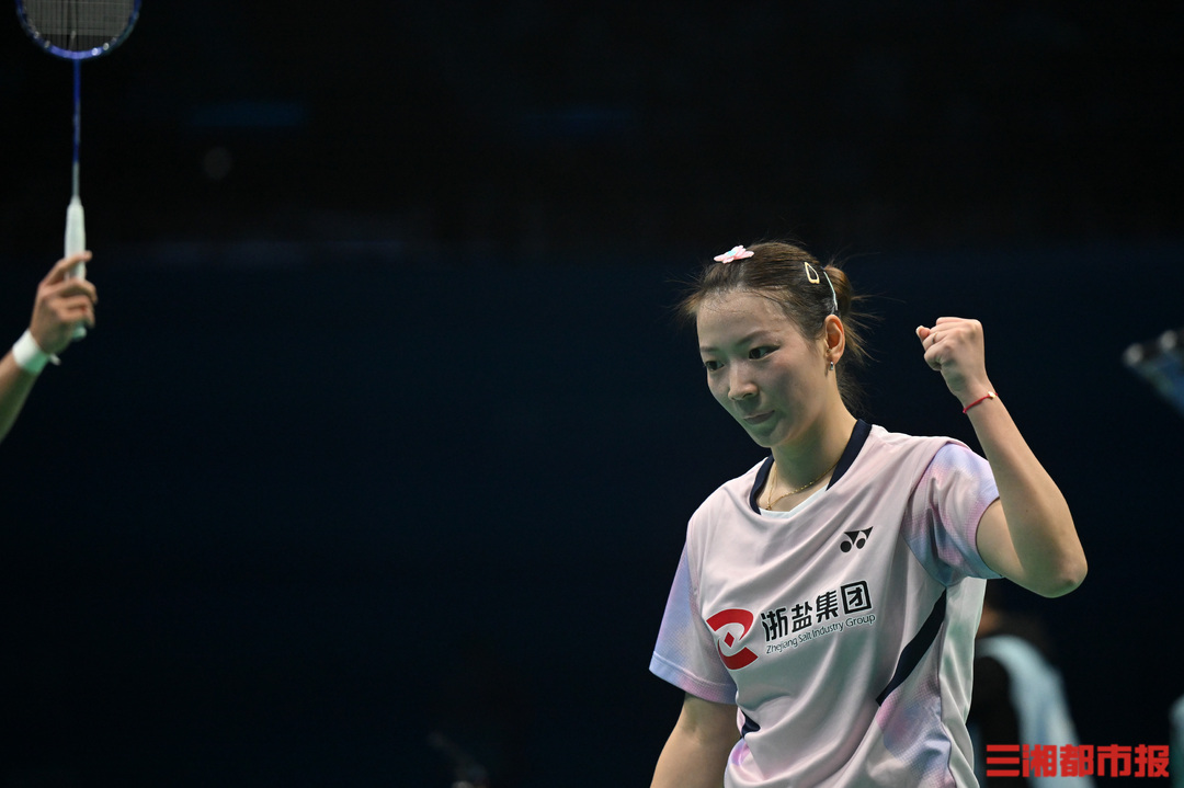 “雅思”组合永不落幕，夺冠庆祝把球拍都送了｜我是刘贵香