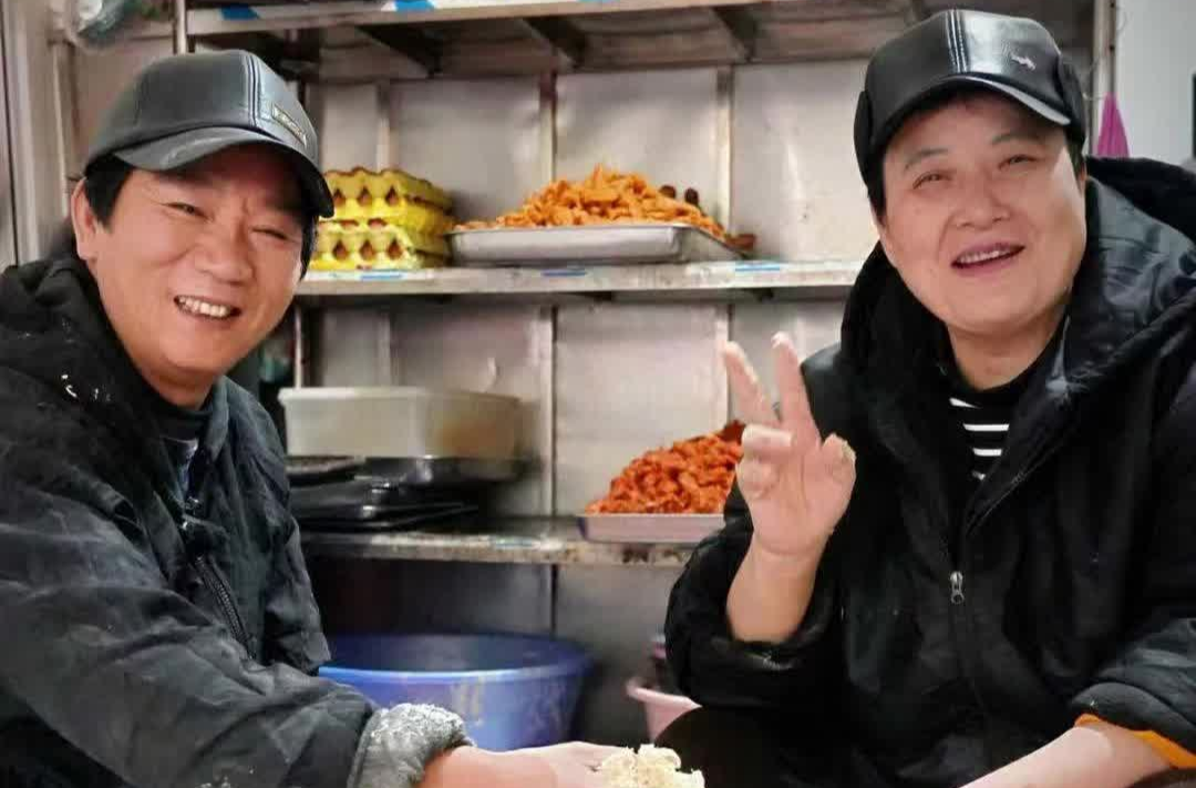 对话当事人 | 独掌鸡排哥：感谢捧场的大学生们