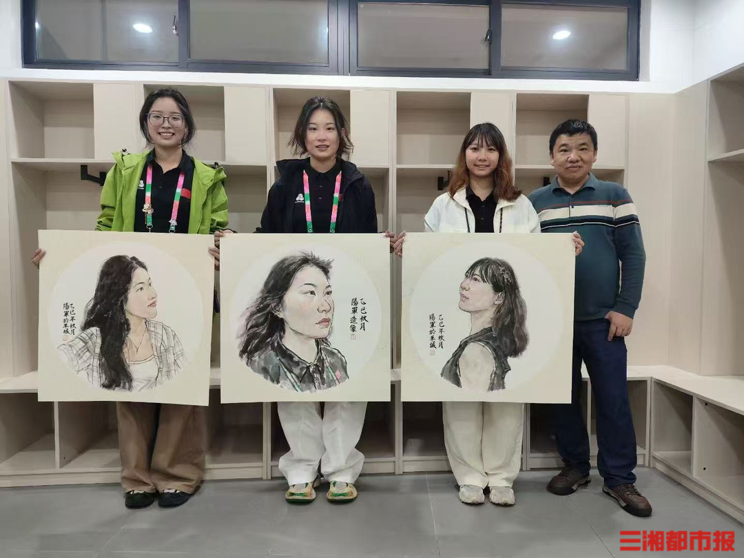 乡村少年成“圆梦画师”，他用6根手指助100余名美术生圆梦