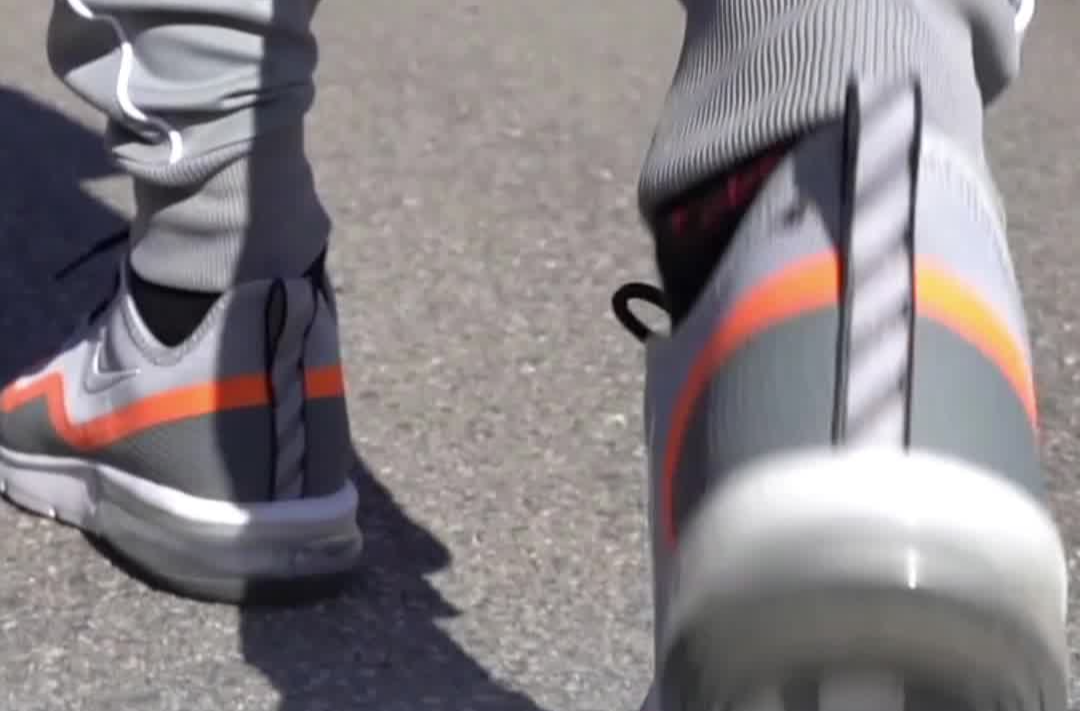 别让孩子长期穿这种鞋，小心潜在的健康风险