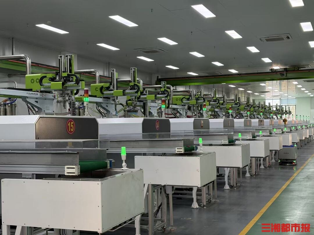 新征程，新样范 | 全球5个打火机，1个他家造！湘中小城造就“打火机传奇”