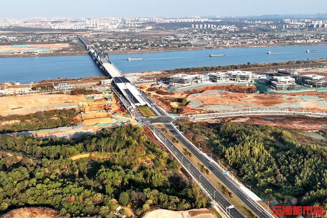 长沙暮坪大桥河西联络线完工！湘江科学城区域路网加速成形丨读城
