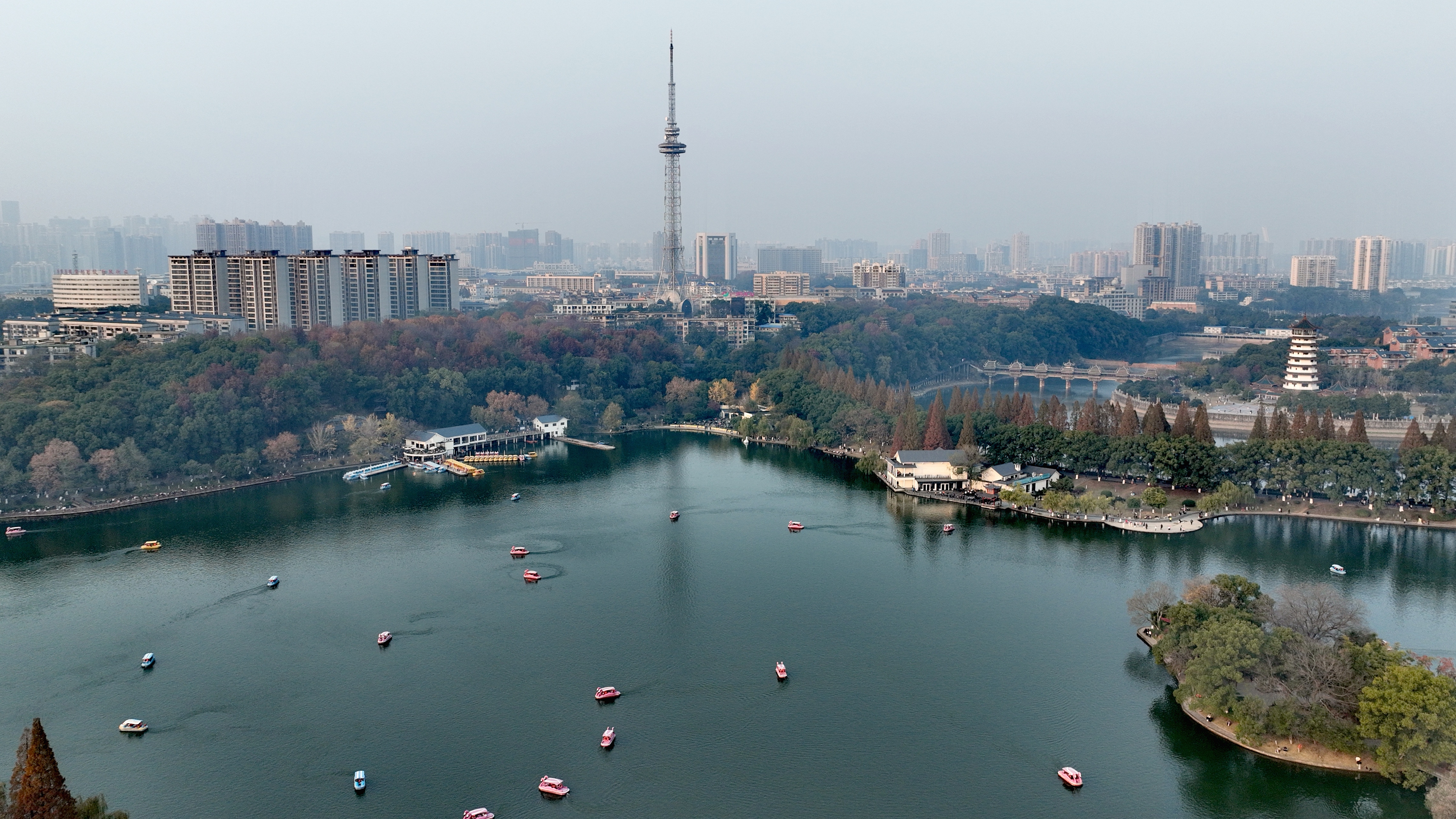 达瞰丨一场浓烈的告别 