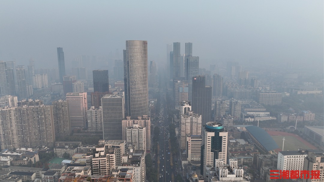 湖南发布霾黄色预警，湘东大部分地区将出现中度霾
