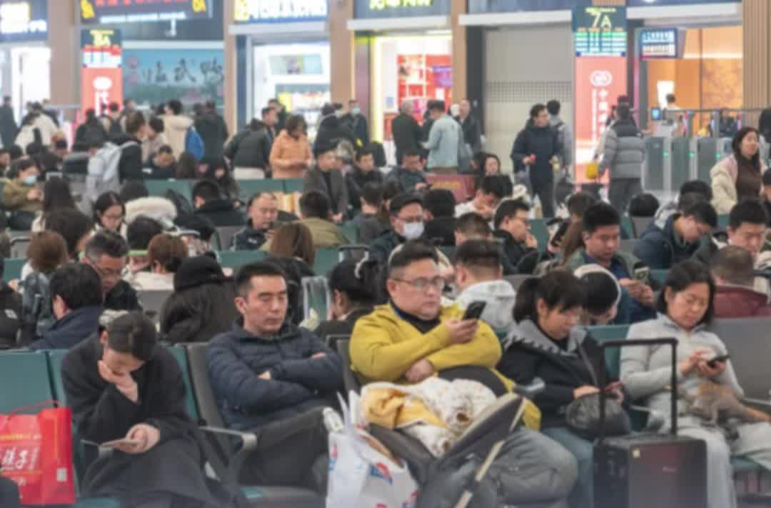 12月25日至26日，长沙南站至韶山南间“运力翻倍”