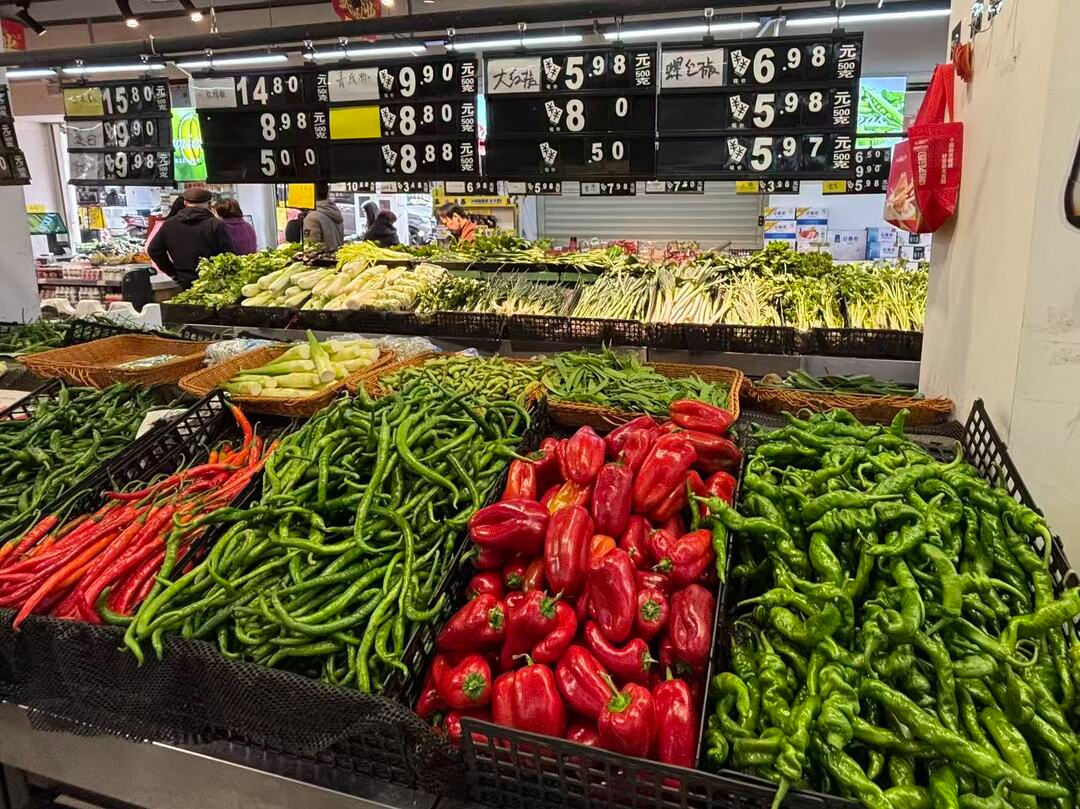 身价短期暴涨、比猪肉还贵，小米辣一公斤卖到70元