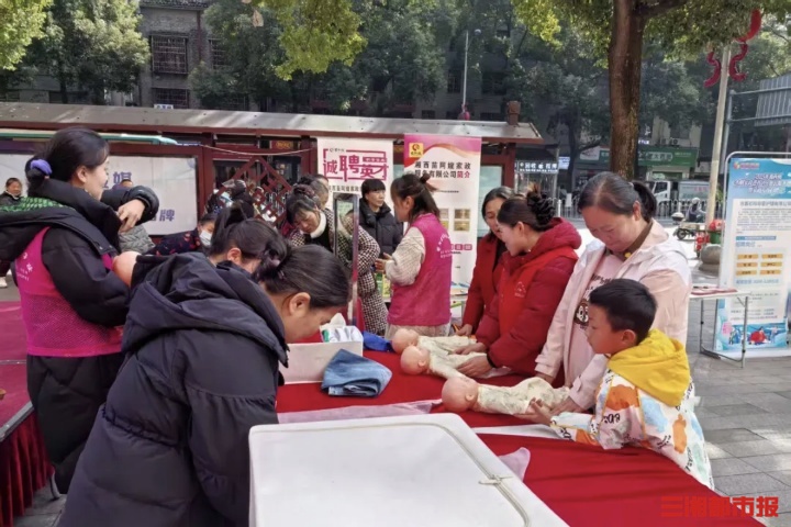 距春节还有两个月，湖南家政市场打响“抢人战”
