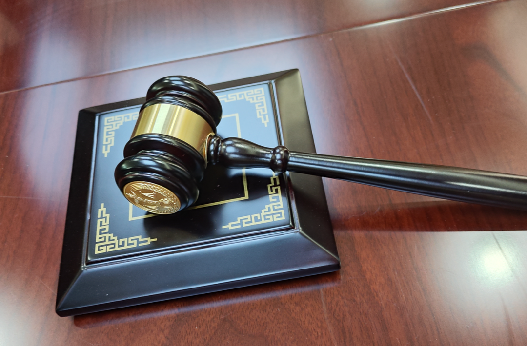 大学生起诉生父索要一半学费，法院：父母对子女并非“无限责任”