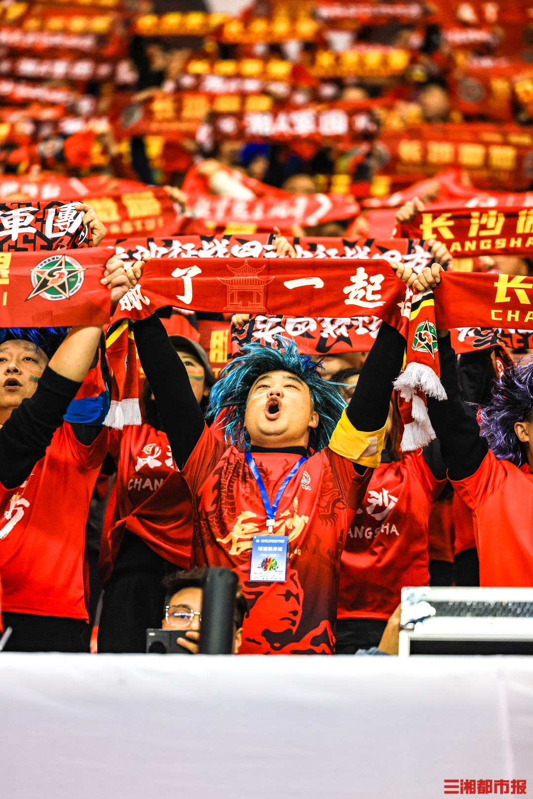 本周末“湘超”上演两场半决赛，还有“湘粤”“湘吐”友谊赛