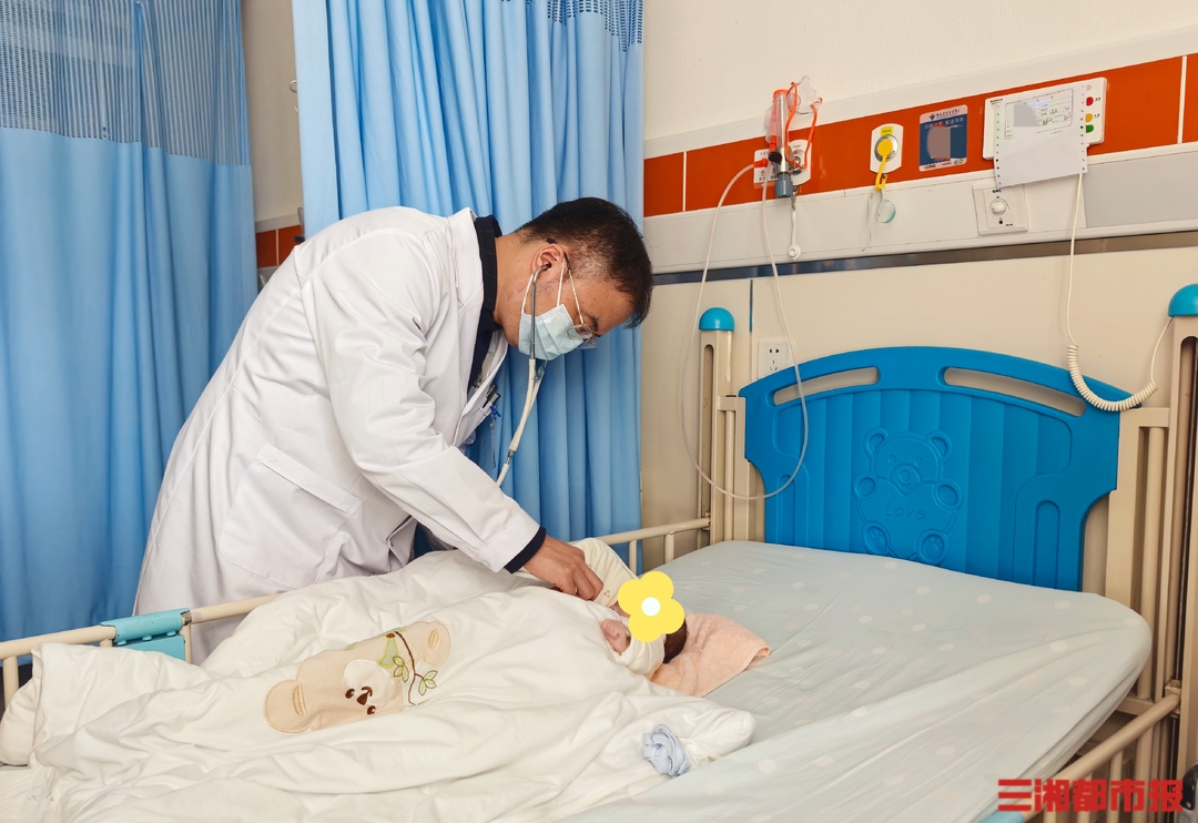 国内最小！27天新生儿闯关切除肺部“炸弹”