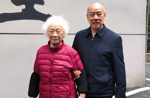 62岁儿子马泽良：用陪伴诠释亲情本真模样