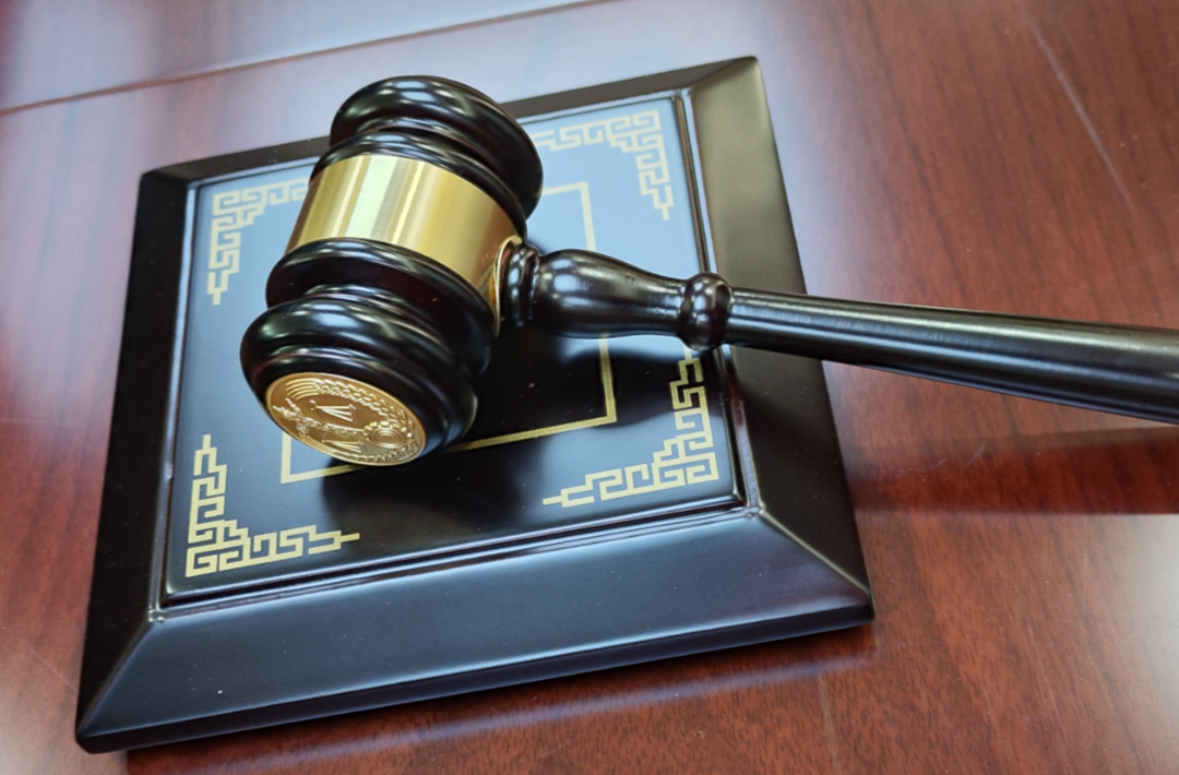 偷小学生电话卡协助诈骗，17岁小伙获刑