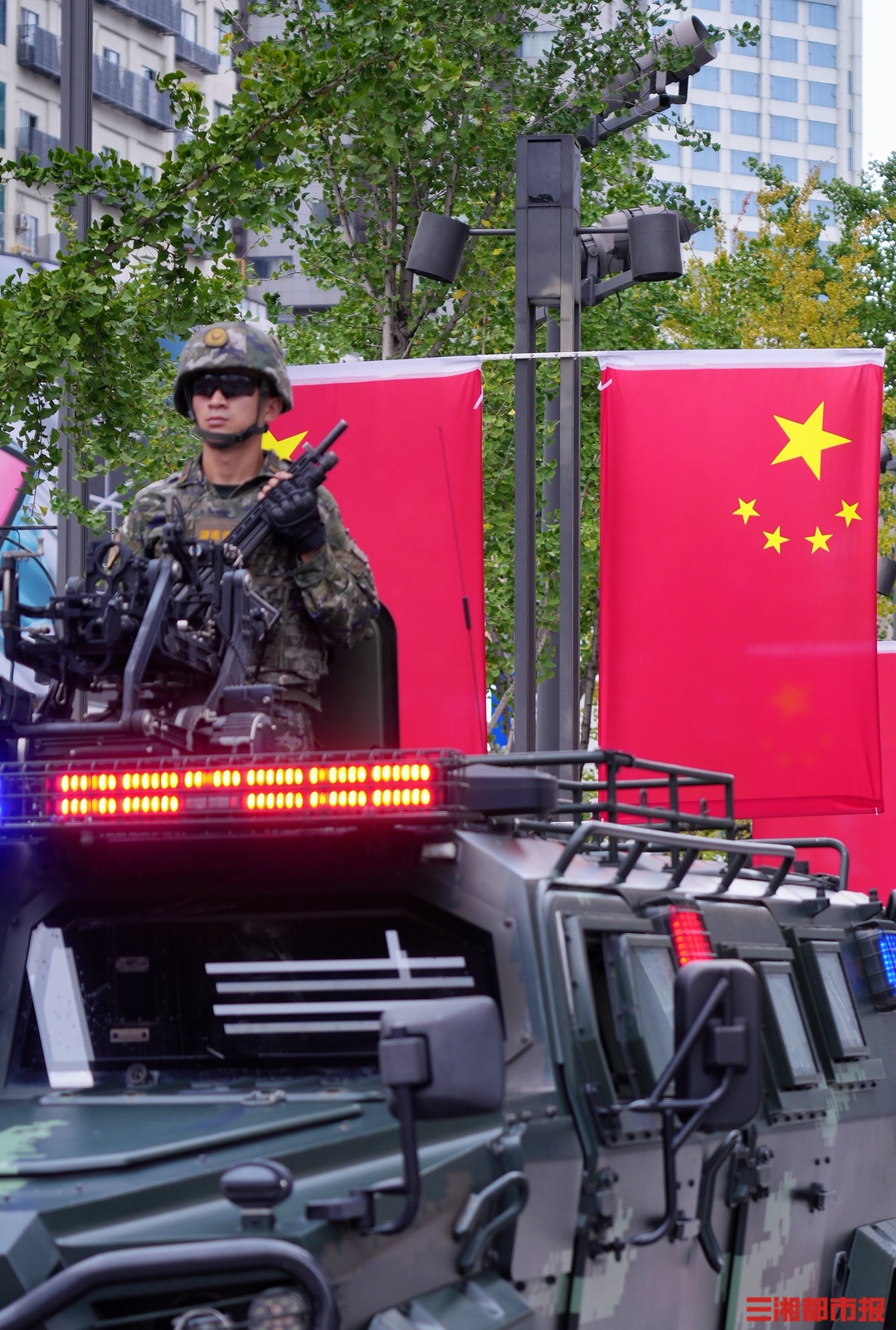 长沙满城中国红｜图集