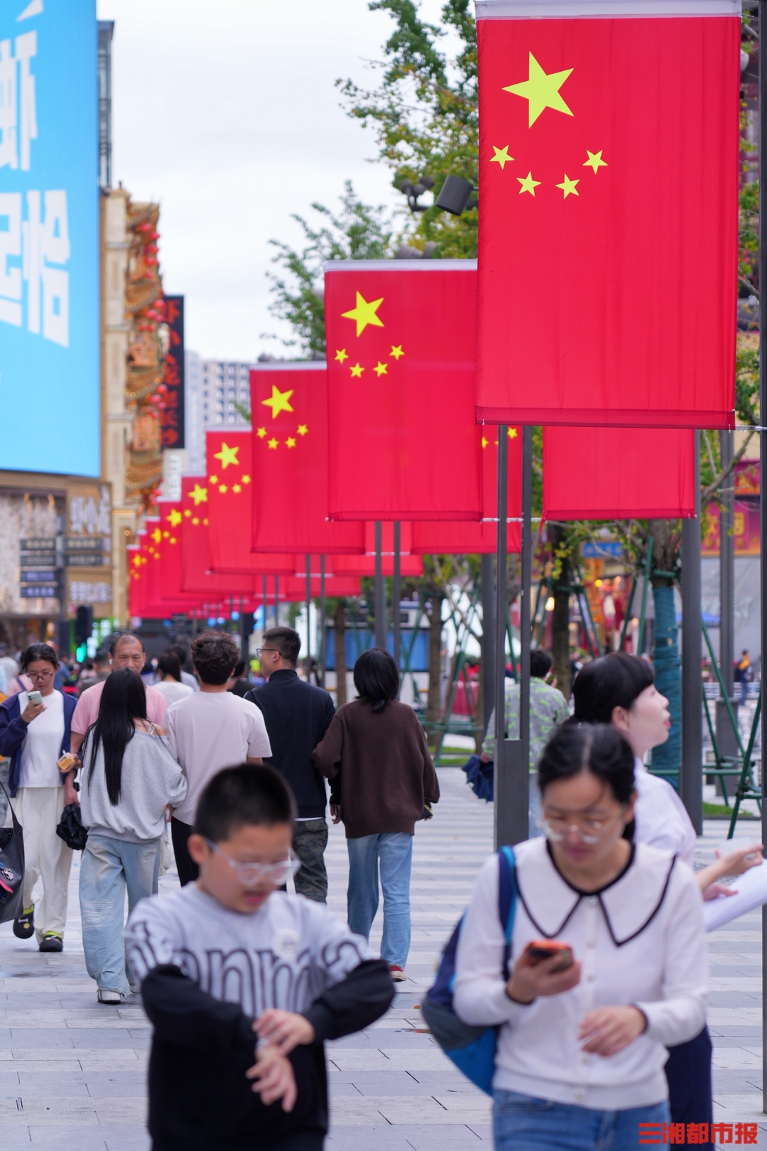 长沙满城中国红｜图集